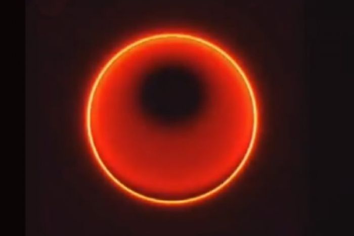 Imagem de buraco negro é &quot;vitória do espírito humano e da técnica&quot; - Instituto Astrofísica