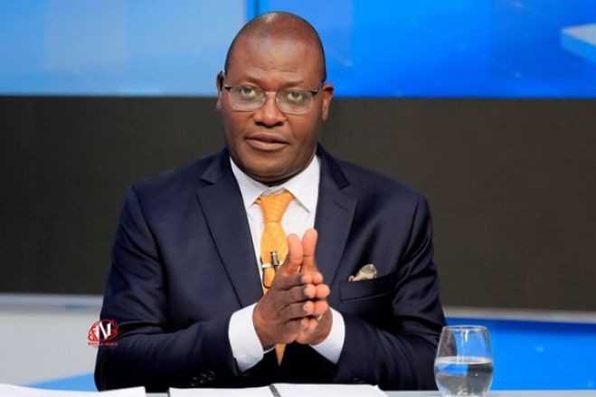 Comissão de Carteira e Ética sanciona cinco jornalistas por publicidade e assessoria