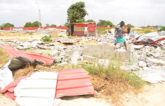 Unita contesta abuso de poder nas demolições