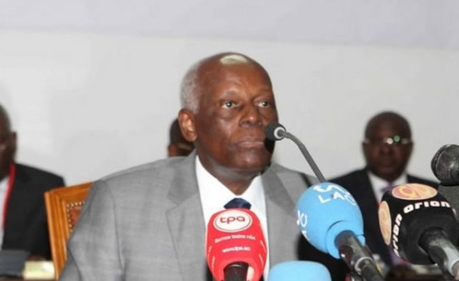 Governo angolano cria gabinete para comunicação e trava assessoria a jornalistas