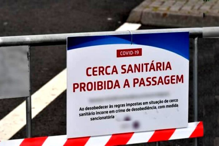 Governo angolano mantém cerca sanitária em Luanda até final deste mês