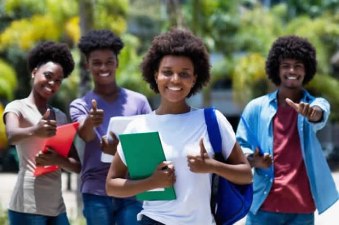 Ensino superior público angolano com novas taxas e emolumentos a partir de 2021
