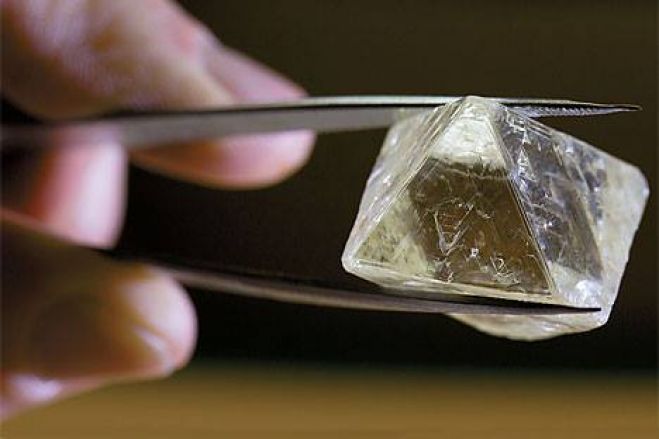 Angola vai começar a polir diamantes