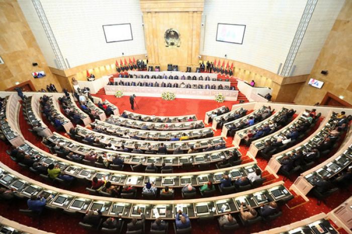 Debate no parlamento sobre corrupção e MPLA avisa que não é para acusar ninguém