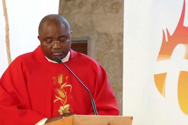Bispo católico diz que cidadãos de Cabinda continuarão a exigir melhores condições de vida