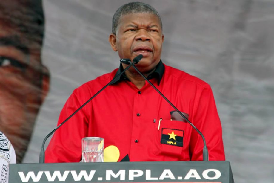 MPLA retém Angola no fundo do poço
