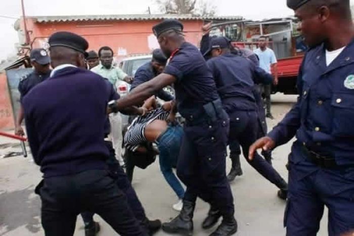 Associações cívicas lamentam carga policial em manifestação e apontam “recuos das liberdades”