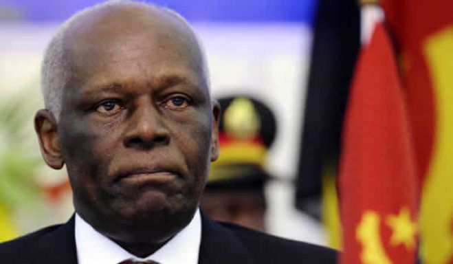 José Eduardo dos Santos enfraquecido em Angola