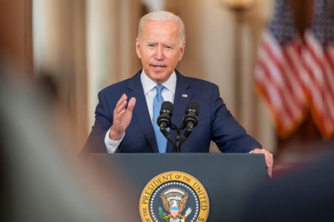 Ucrânia: Biden anuncia embargo às importações de petróleo e gás russo