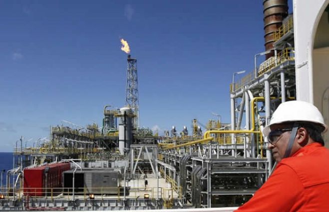 Queda nos preço do petróleo pode afetar ‘rating’ de Angola