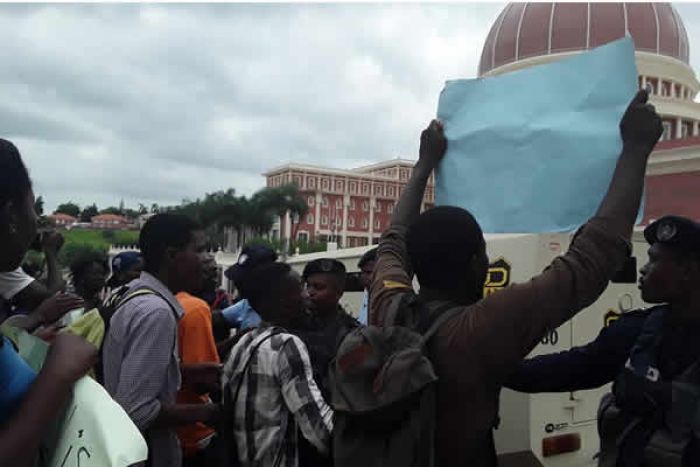 Luanda: Polícia Nacional reprime manifestação contra gradualismo geográfico