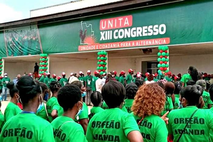 Mais de mil delegados da UNITA iniciam votação para eleger presidente do partido