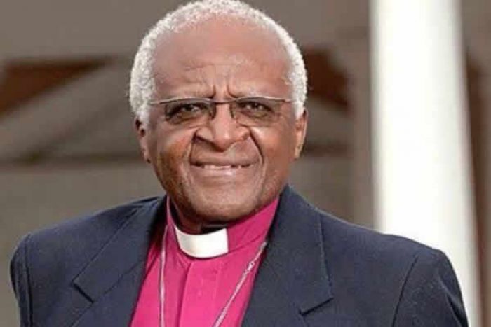 Desmond Tutu, arcebispo da África do Sul, morre aos 90