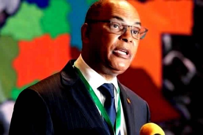 Divisão administrativa de Angola &quot;é expediente&quot; para contrariar &quot;queda irreversível&quot; do regime -- UNITA