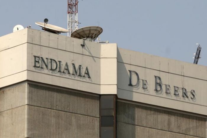 Endiama negoceia regresso da De Beers ao país