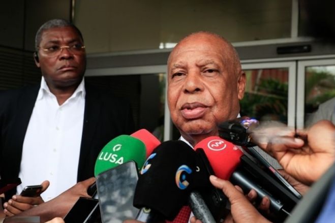 Anulação da candidatura de Higino Carneiro abre caminho para disputa no TC - juristas