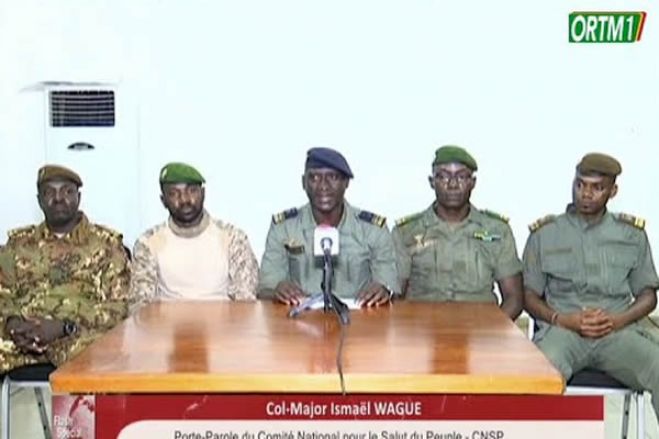Militares que tomaram o poder no Mali prometem eleições gerais