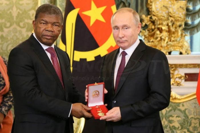 Mudança da política externa pode ter originado voto contra a Rússia na ONU, dizem analistas políticos angolanos