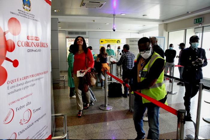 Covid-19: Angola cobra 11 mil kwanzas por cada teste no desembarque no aeroporto