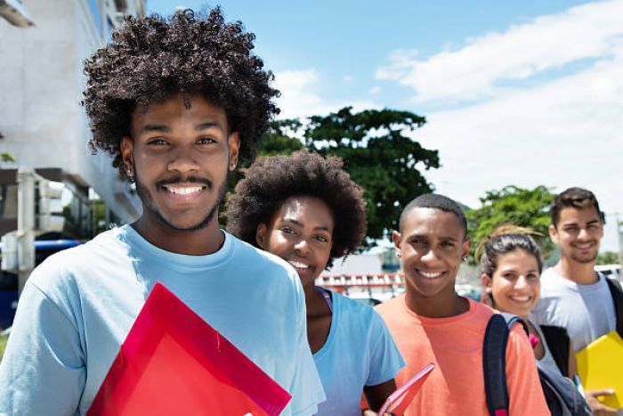 Estudantes angolanos dizem que 10 meses letivos “estão salvaguardados&quot; até janeiro