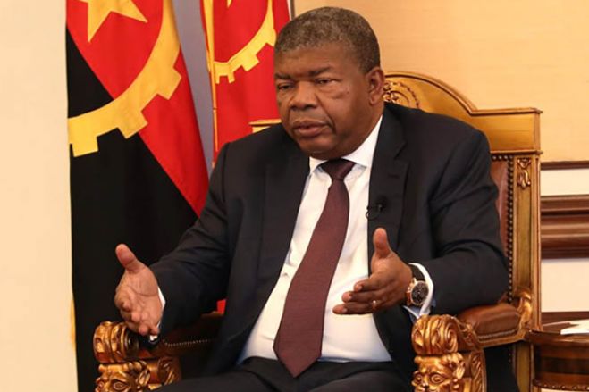 João Lourenço descarta “crise institucional” em Angola