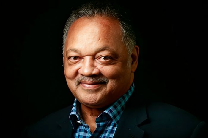 Pastor afro-americano e ativista americano Jesse Jackson morre aos 84 anos