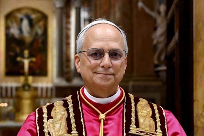 Vaticano vai continuar a manter relações com "dirigentes autoritários" - Papa