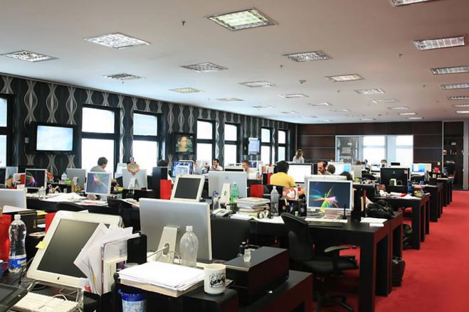 ENDE e COSAL sancionadas por falta de protecção de dados de clientes