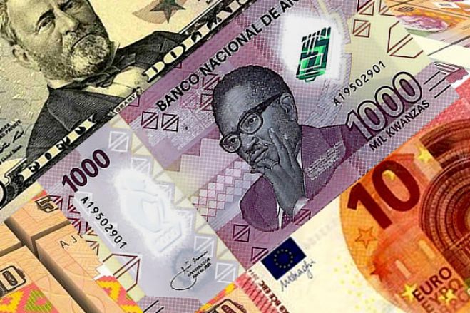 Kwanza valoriza face ao euro e estabiliza face ao dólar