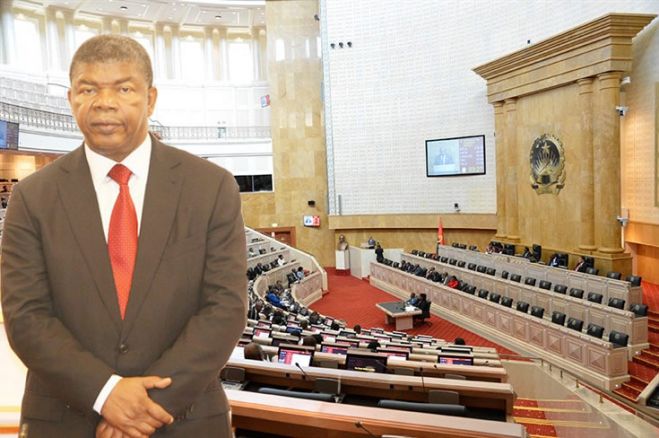 A horas dos deputados