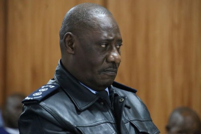 Comissário Massota pede protecção ao tribunal porque a sua vida &quot;está em risco&quot;