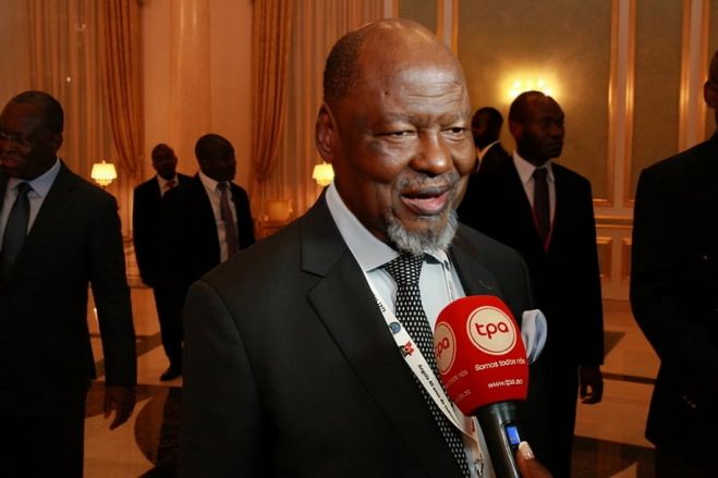 Moçambique: Ex-PR Chissano reconhece &quot;momento grave&quot; após eleições