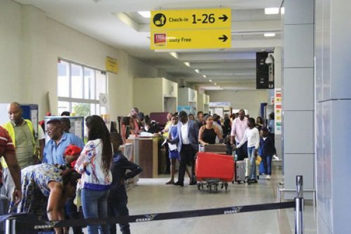 Serra-leonês detido com 123 diamantes na Lunda Norte a tentar passar para Luanda