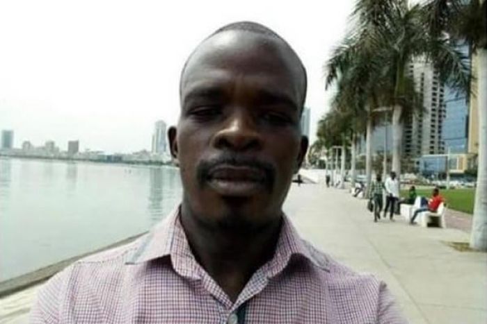Médico angolano apanhado pela polícia sem máscara na via pública morre depois de levado para esquadra