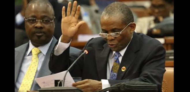 CASA-CE pode abandonar o parlamento Angolano