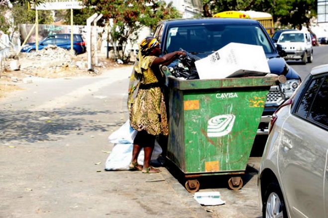 Pobreza acompanhará os angolanos durante muito tempo - relatório