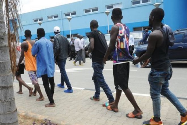 Luanda: Marginais impõem recolher obrigatório no bairro do golf