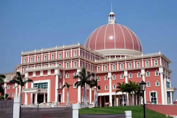 Ministério do Interior abre inquérito sobre pagamentos fantasma no parlamento