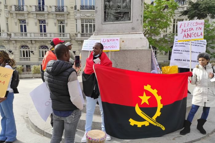 Eleições: Embaixadas defendem vigilância e alertam contra manifestações