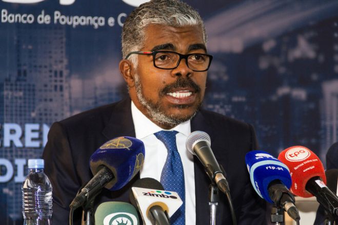 Governo angolano vai entregar ao setor privado gestão de alguns aeroportos