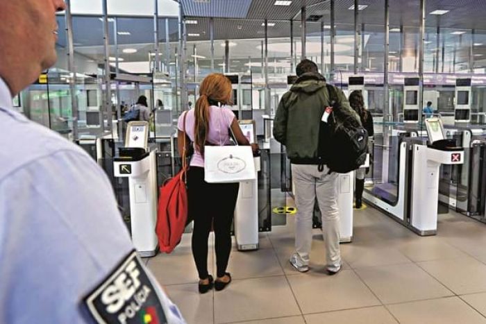 Passageiros de Angola recusaram fazer teste à Covid-19 à chegada a Lisboa