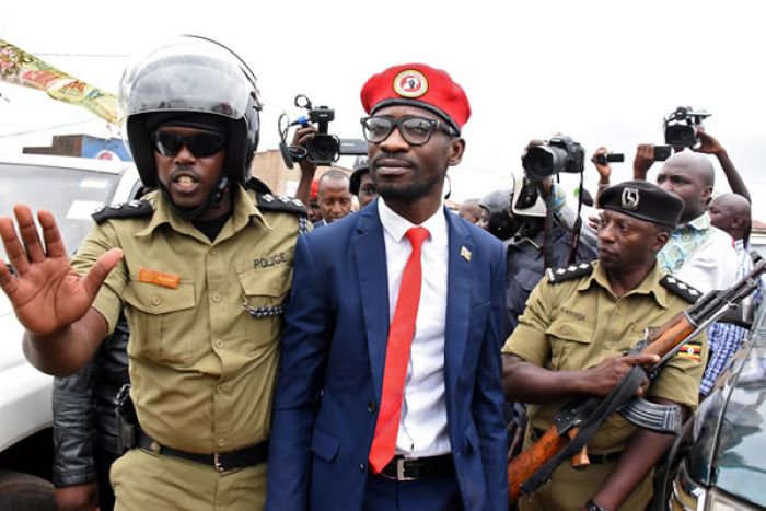 UNITA condena detenção &quot;ilegal&quot; de líder da oposição ugandesa