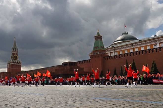 Moscovo adverte Ocidente &quot;russofóbico&quot; contra &quot;aproveitamento&quot; de rebelião