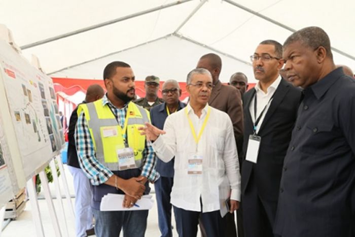 João Lourenço usa Carrinho e o corredor do Lobito para o seu próprio enriquecimento.