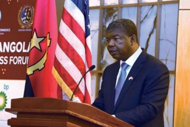 Elogios de Joe Biden a João Lourenço foram feitos há um ano e "não esta quarta-feira 18"