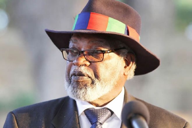 Sam Nujoma estável após teste positivo da covid-19