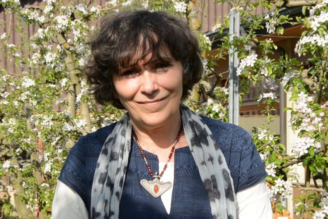 Marie-Monique traz a Angola &quot;A Fábrica das Pandemias&quot; e apela à protecção da biodiversidade