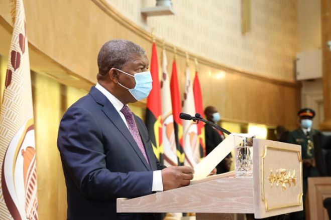 Conferencistas pedem ao PR "clareza sobre autarquias" no discurso à nação