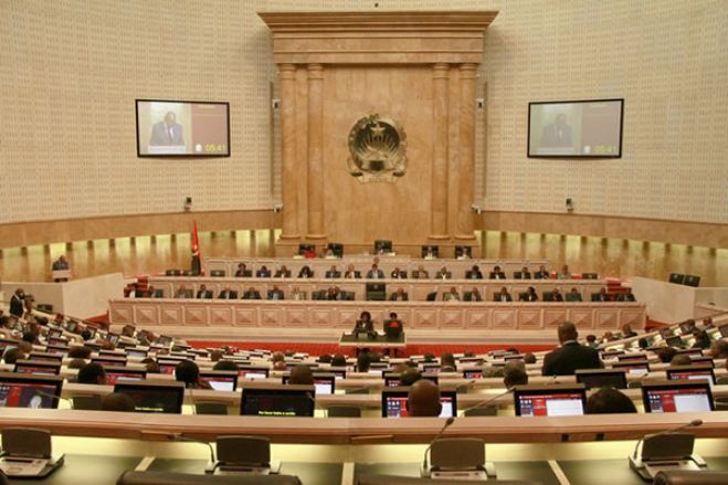 Parlamento angolano vota Projecto de Lei de Liberdade de Reunião e Manifestação