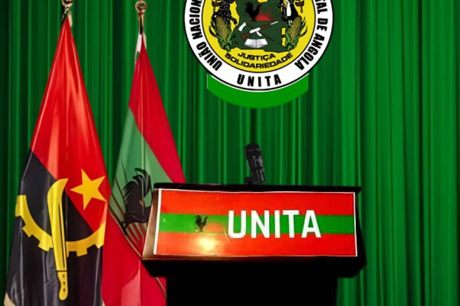 UNITA diz que Angola está &quot;amordaçada pela ditadura&quot; do MPLA desde a morte de Savimbi